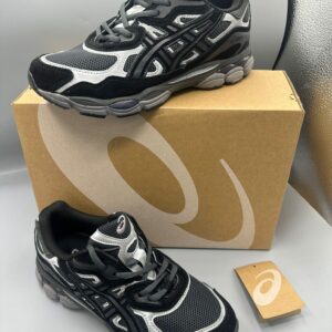 ASICS Black Silver
